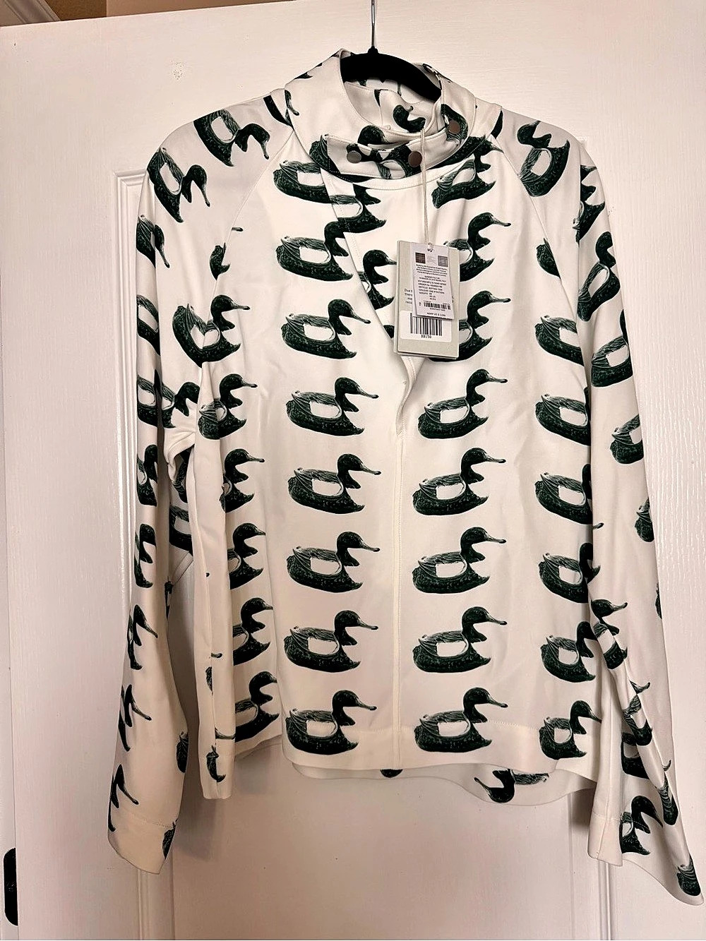 Burberry Duck Print Viscose Blouse Silk Duck Print Button Down Shirt Size 6 NWT